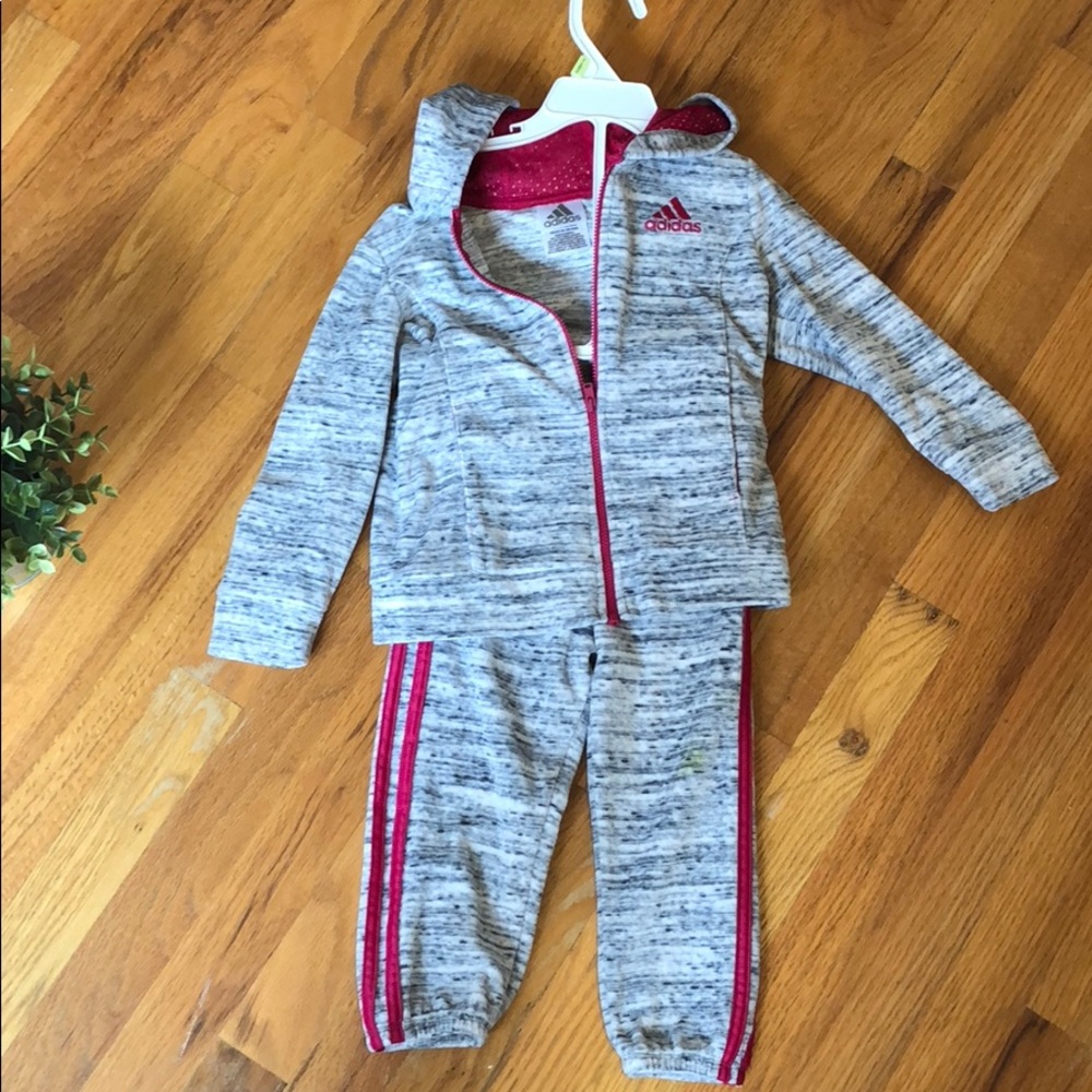 Girl Adidas Tracksuit 3T